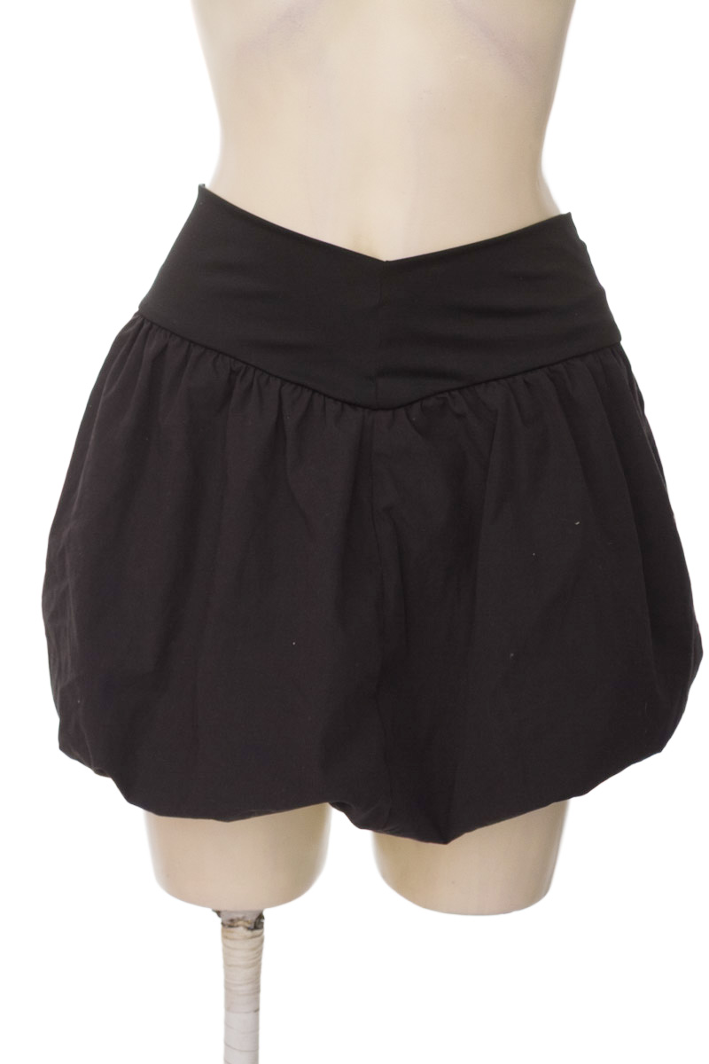 Falda color Negro - ATYPICAL