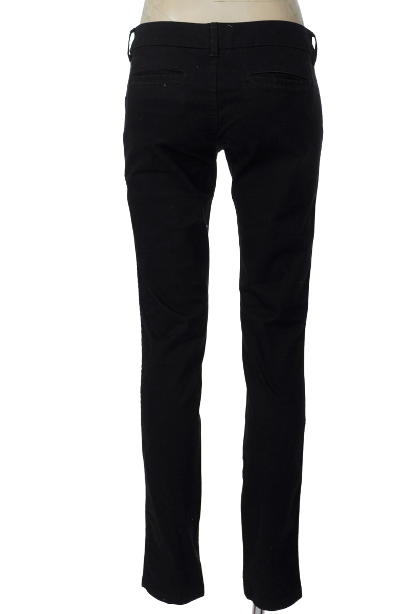 Pantalones color Negro - Gef