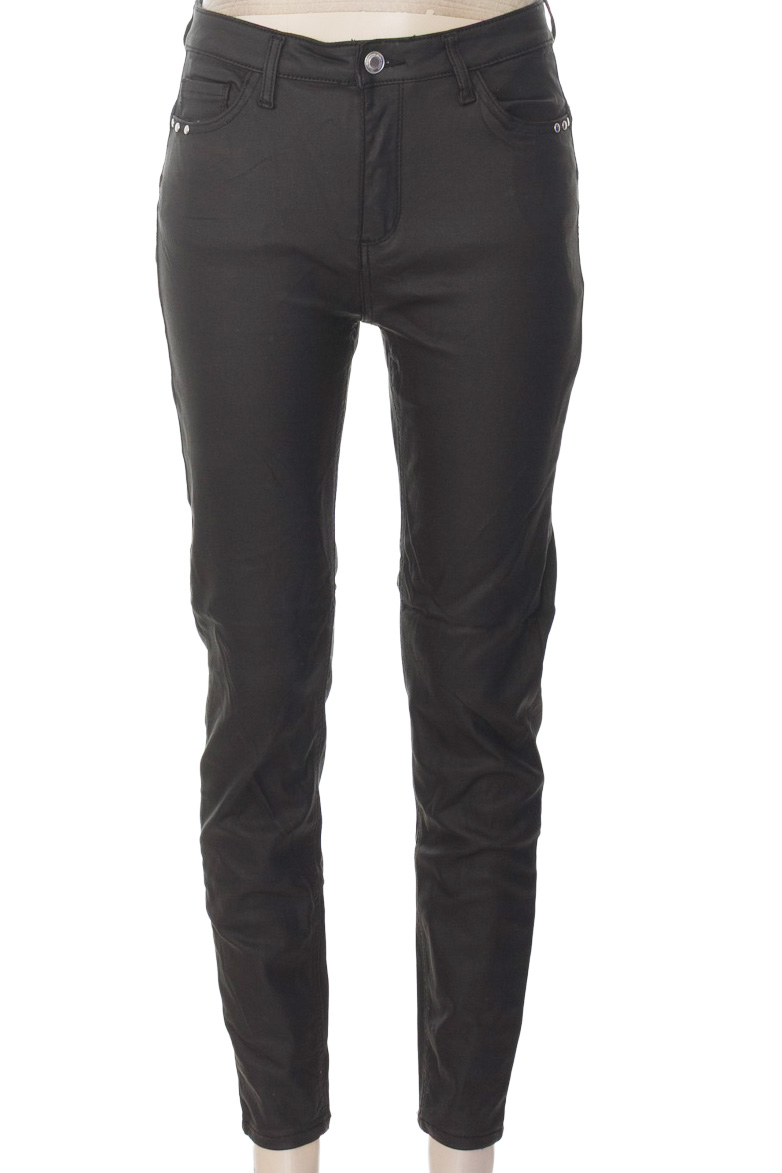 Pantalones color Negro - Basement