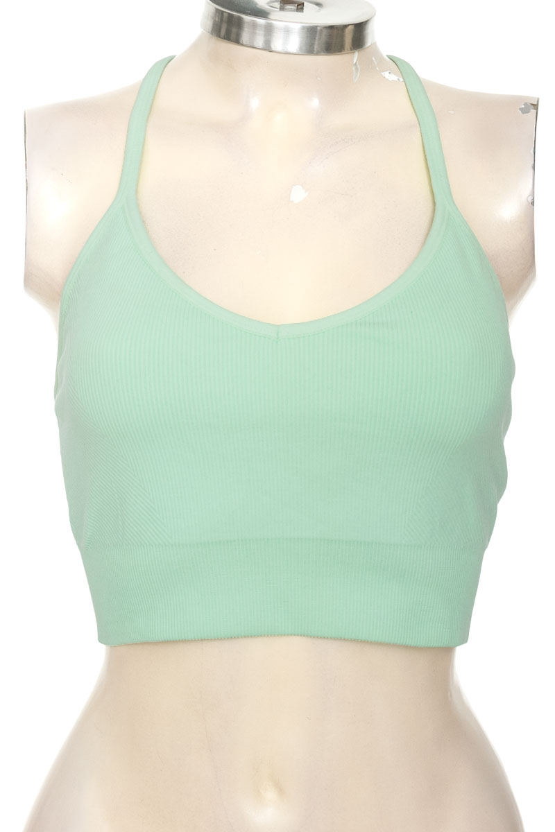 Ropa Deportiva / Salida de Baño color Verde - Closeando