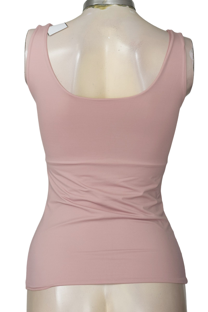 Ropa Deportiva / Salida de Baño color Rosado - Closeando