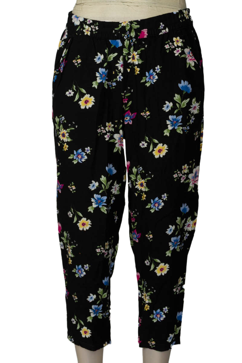 Pantalones color Negro - Divided by H&M