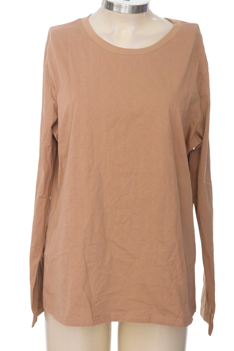 Sweater color Café - Closeando