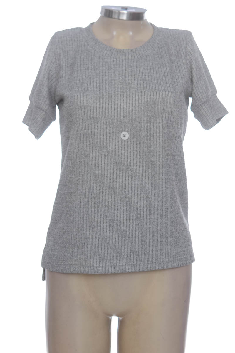 Top / Camiseta color Gris - Punto Aparte