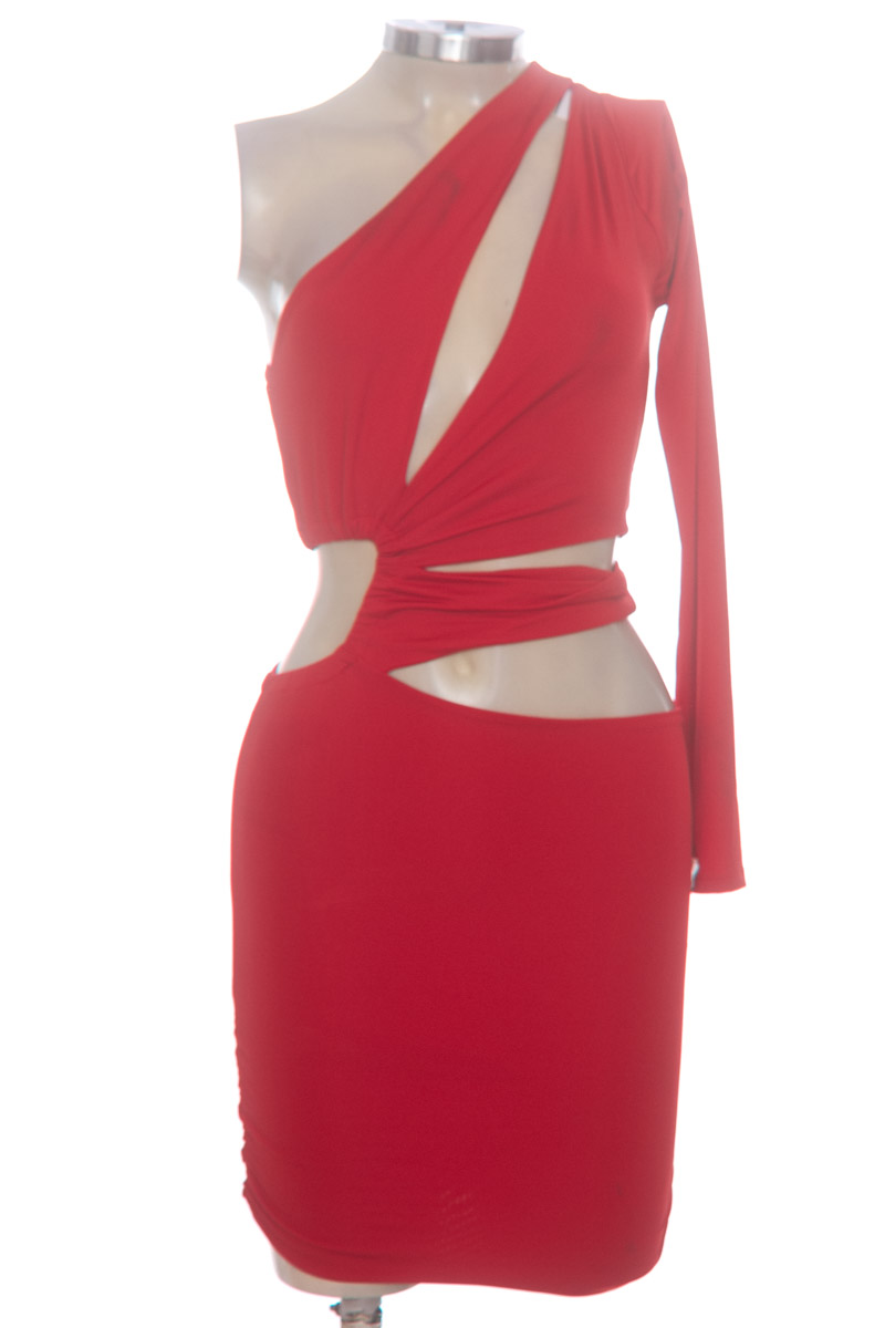 Vestido / Enterizo color Rojo - Closeando