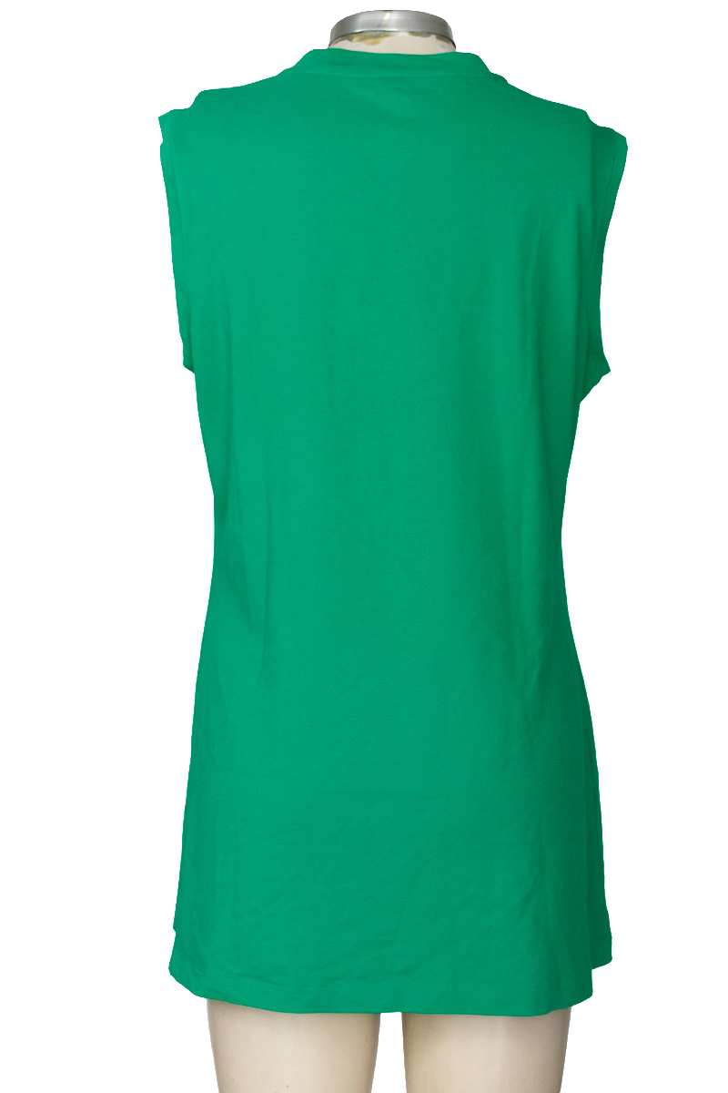 Vestido / Enterizo color Verde - Closeando