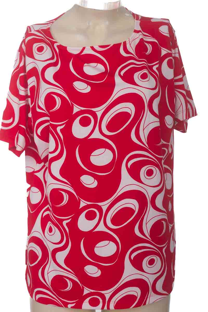 Top / Camiseta color Rojo - Via Sport