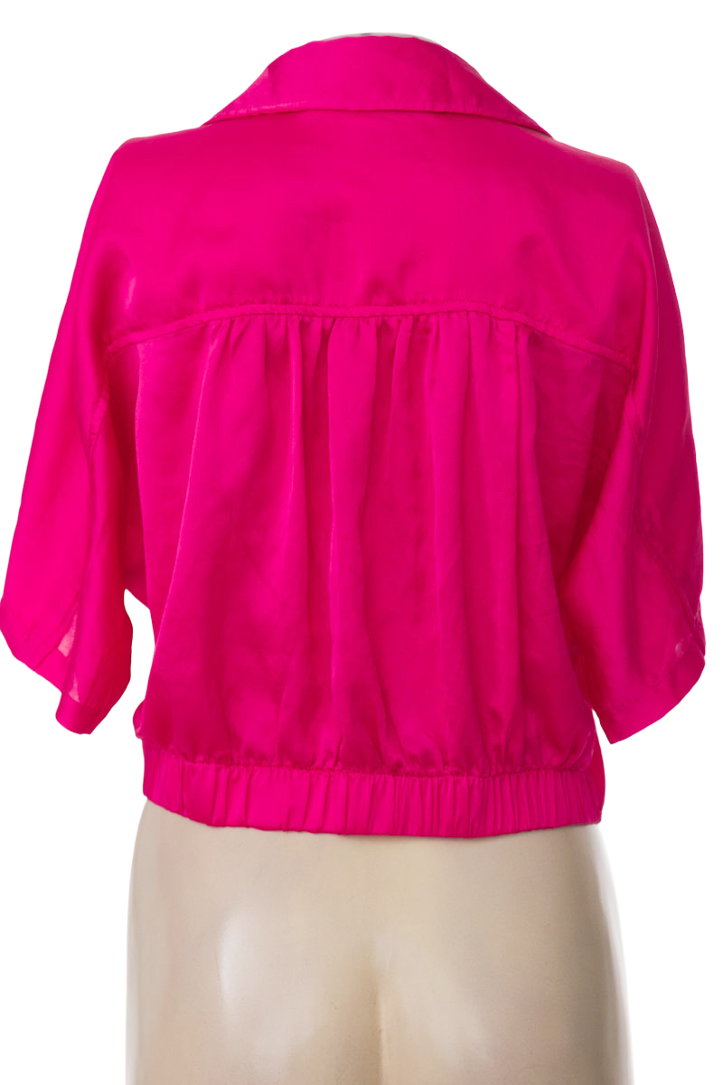 Top / Camiseta color Fucsia - DENIMLAB