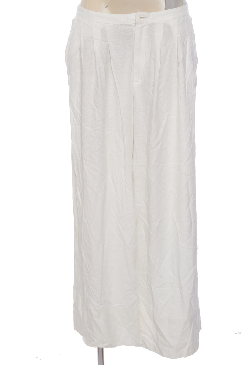 Pantalones color Blanco - Divided by H&M