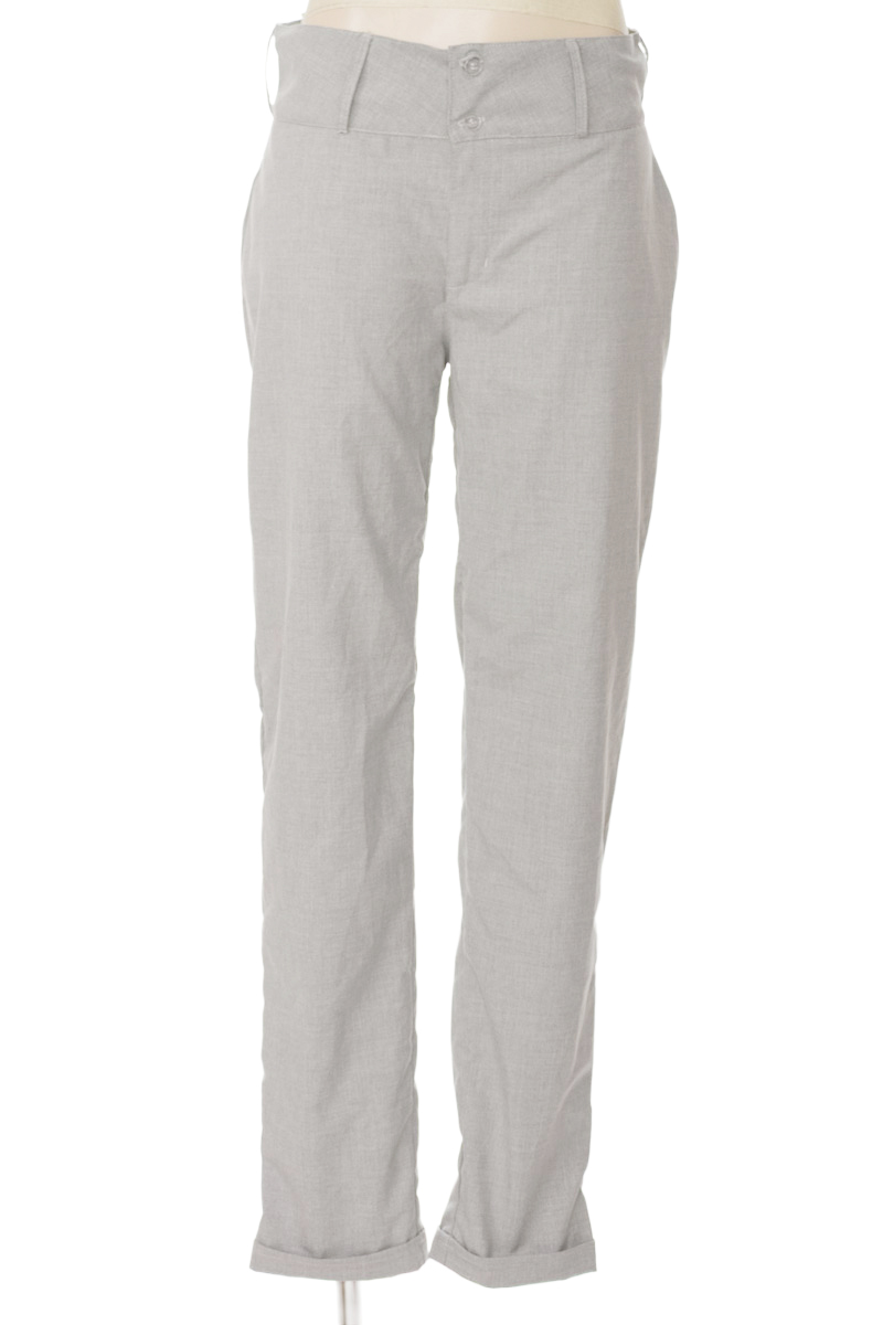 Pantalón color Gris - Closeando