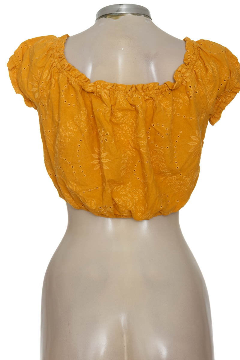 Top / Camiseta color Mostaza - Seven Seven