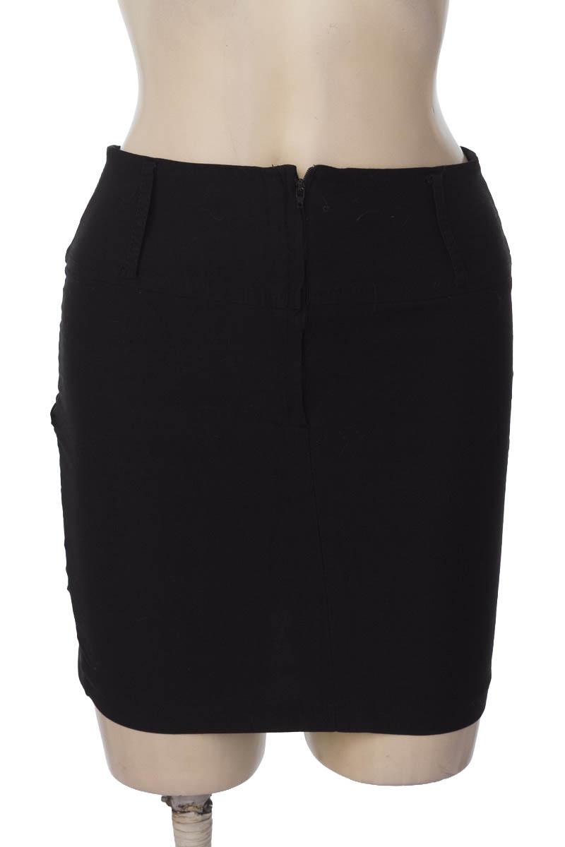 Falda color Negro - Nogath