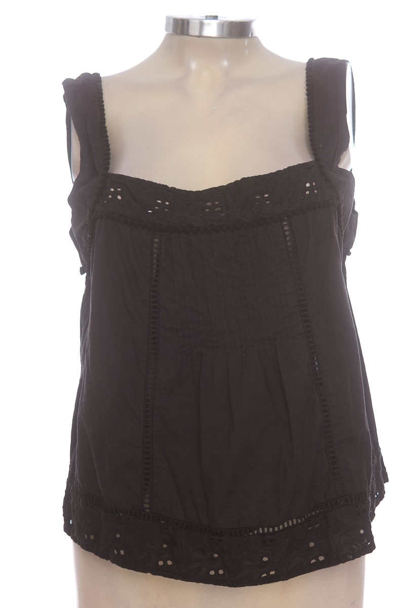 Top / Camiseta color Negro - Basement