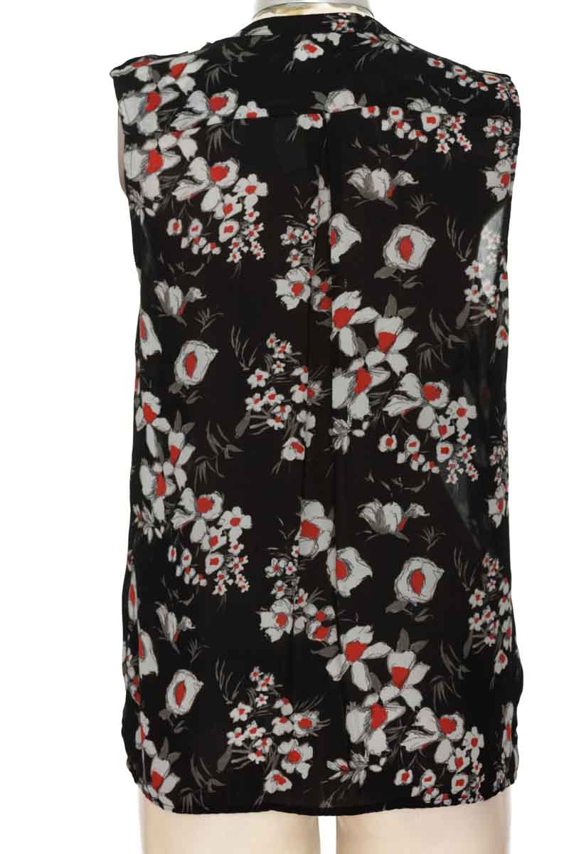 Top / Camiseta color Negro - MNG