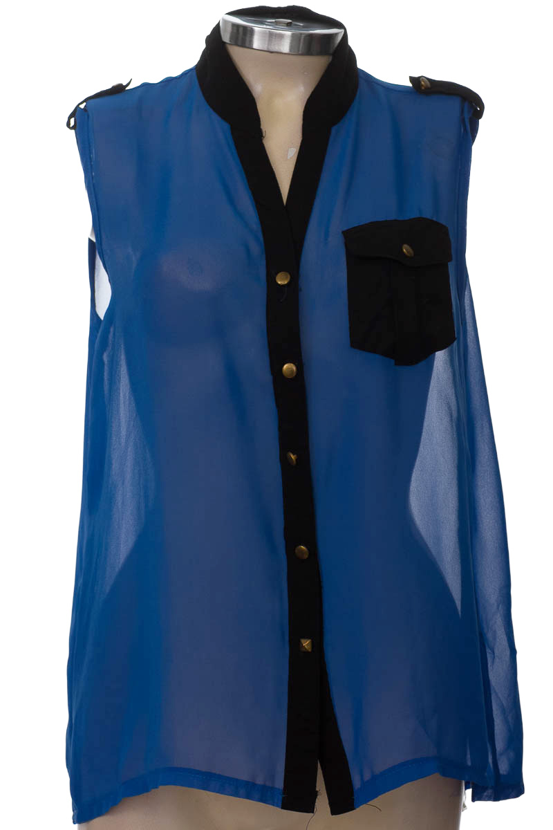 Top / Camiseta color Azul - California Inn