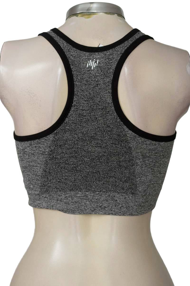 Ropa Deportiva / Salida de Baño color Gris - Closeando