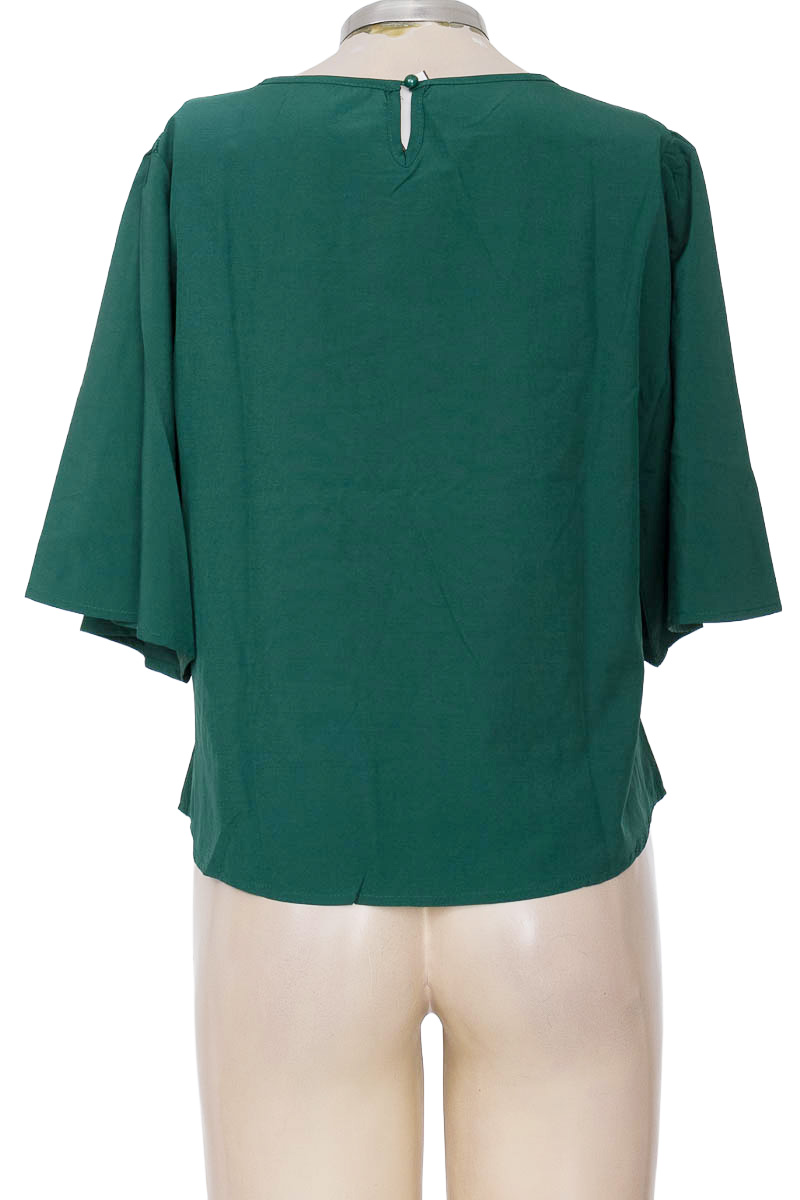 Blusa color Verde - Closeando
