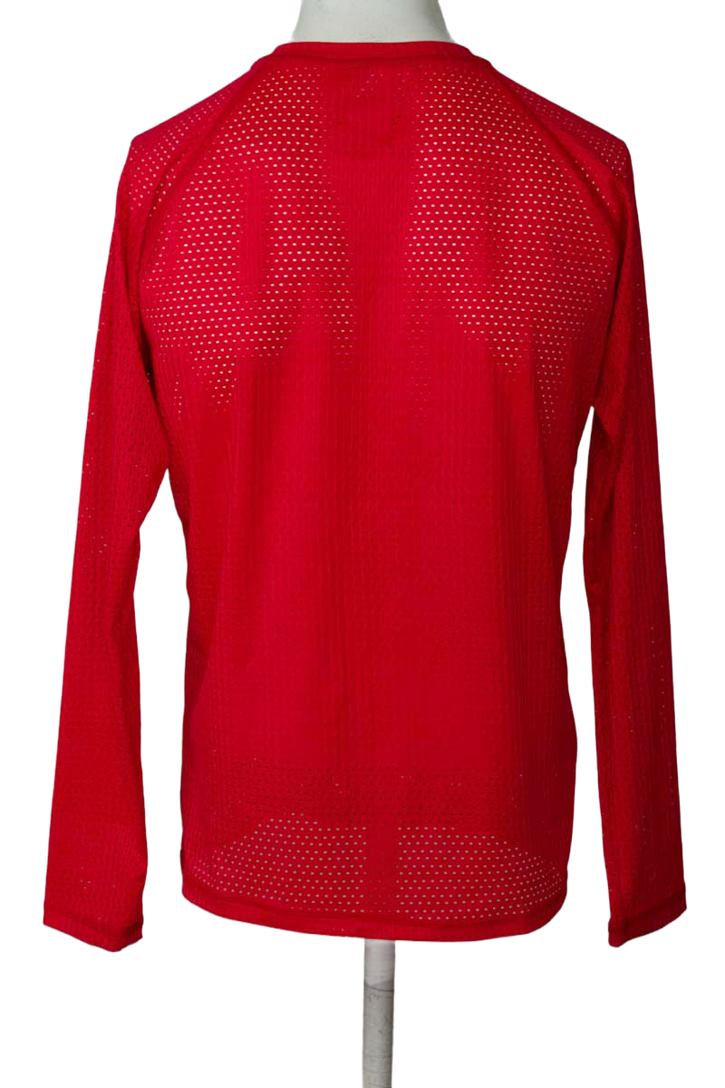 Ropa Deportiva color Rojo - Closeando