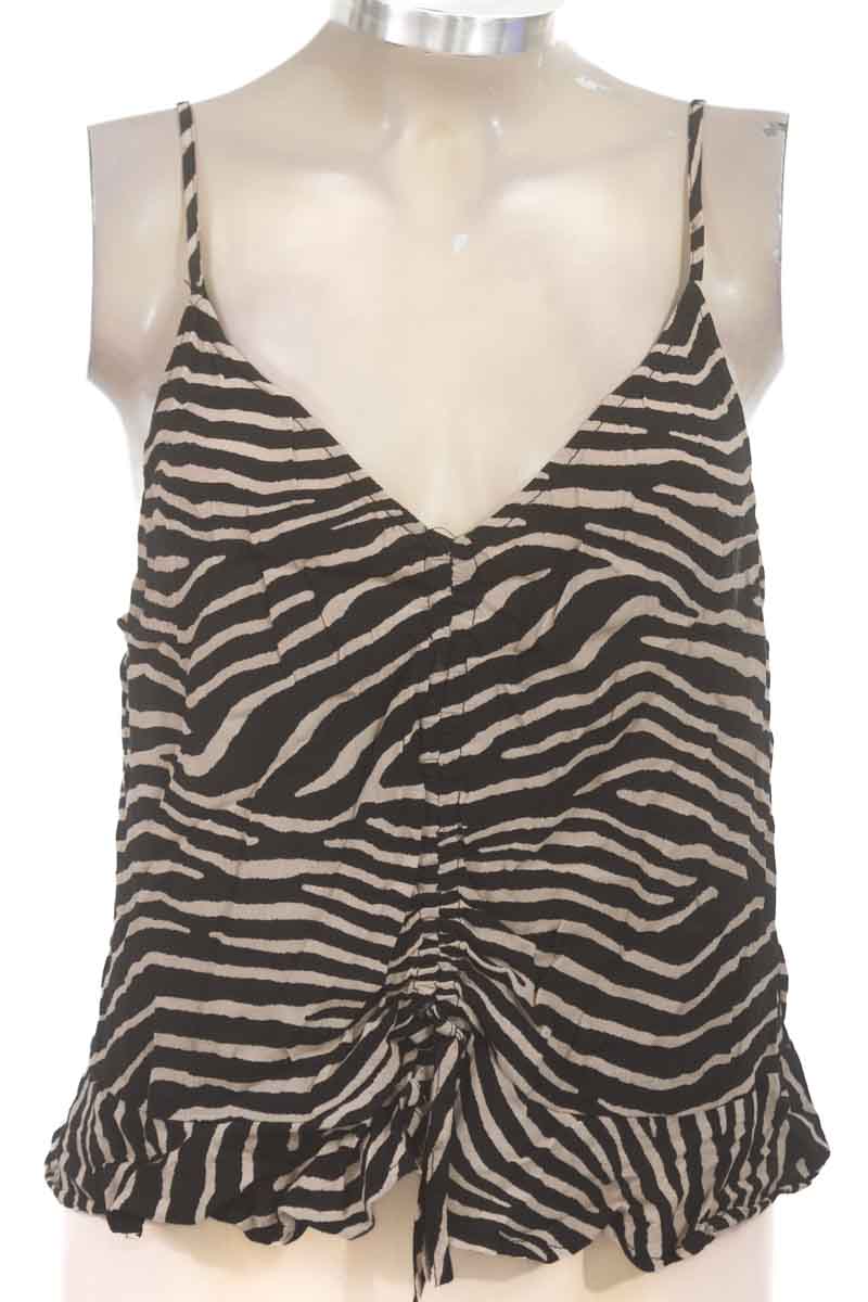 Top / Camiseta color Negro - H&M