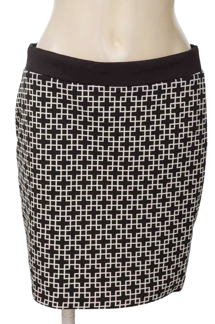 Falda color Negro - PATPRIMO