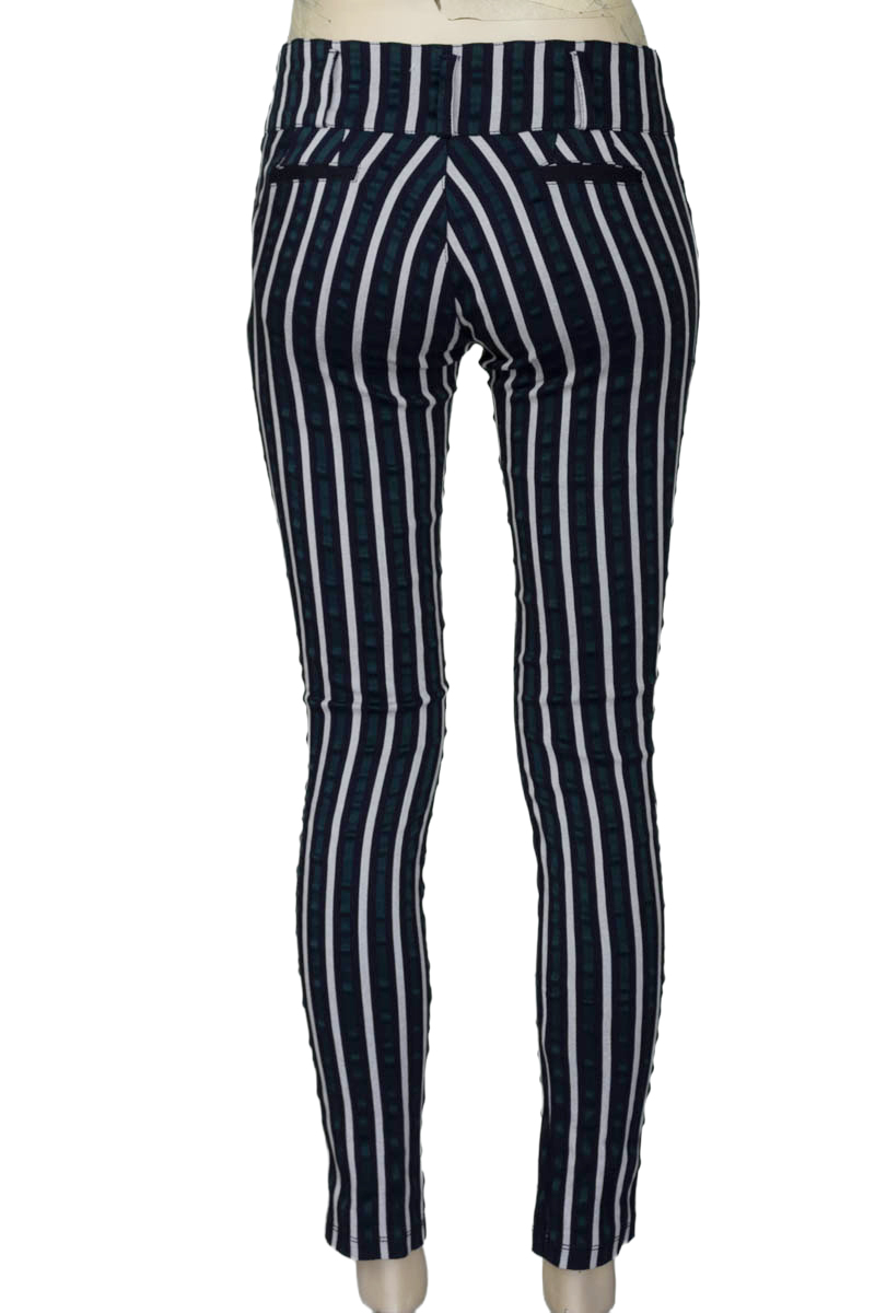 Pantalones color Azul - Closeando