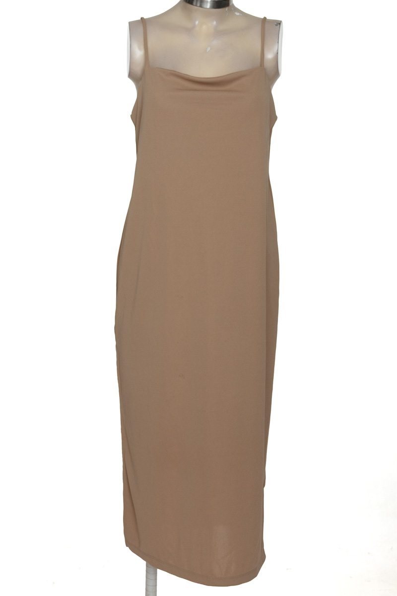 Vestido / Enterizo color Beige - H&M