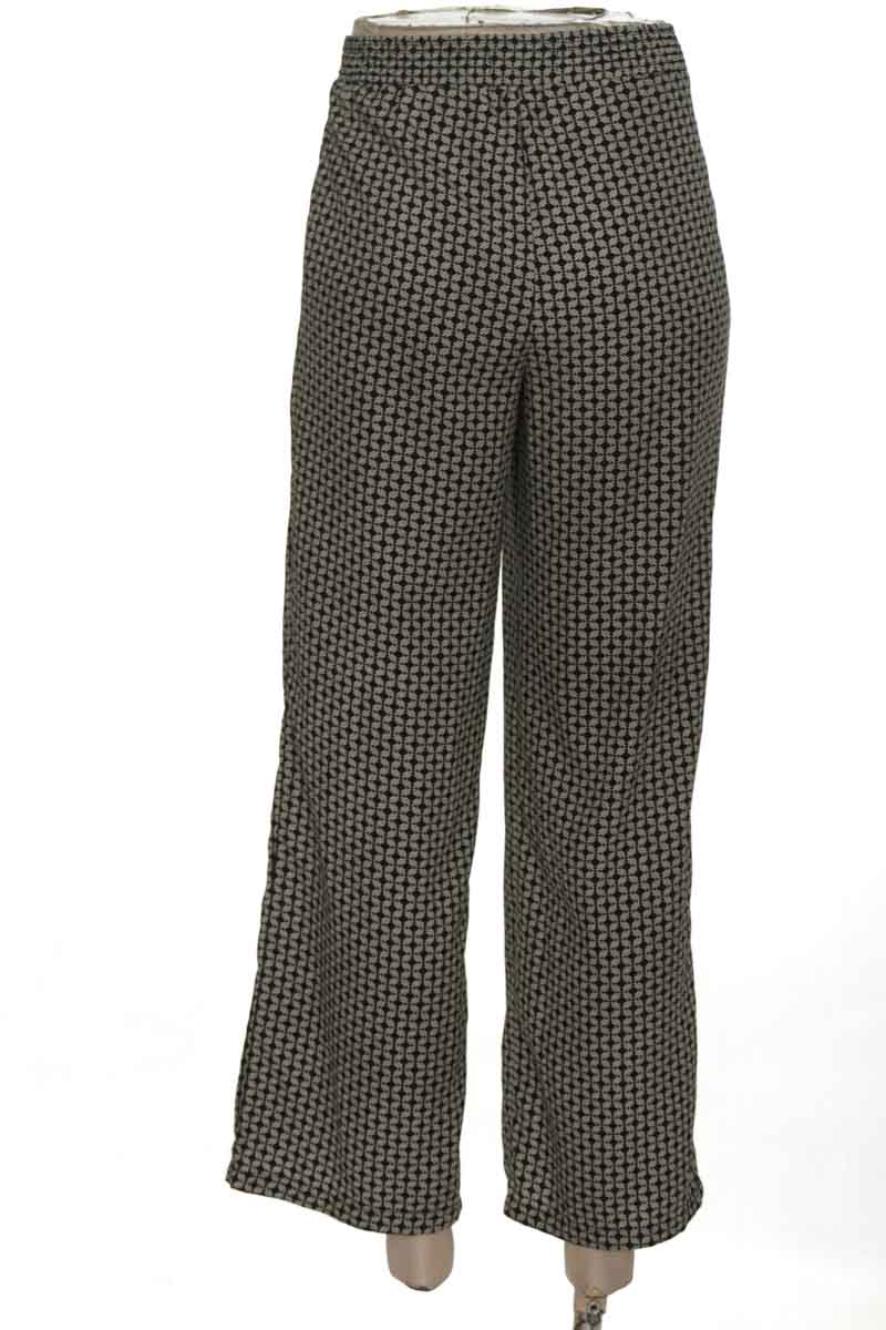 Pantalones color Negro - FDS