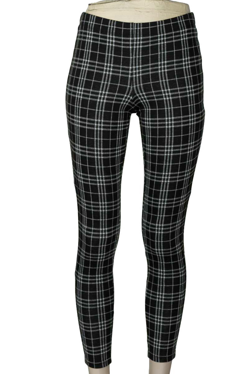 Pantalones color Negro - Forever 21