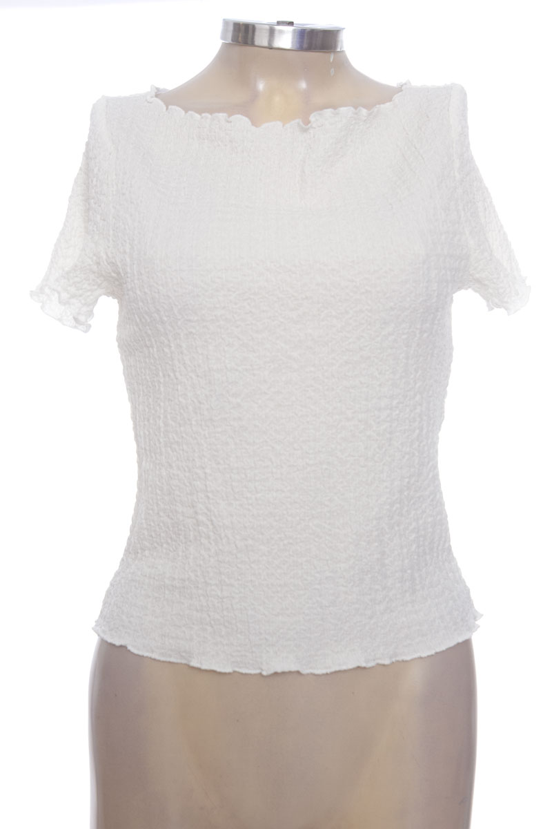 Top / Camiseta color Blanco - Divided by H&M