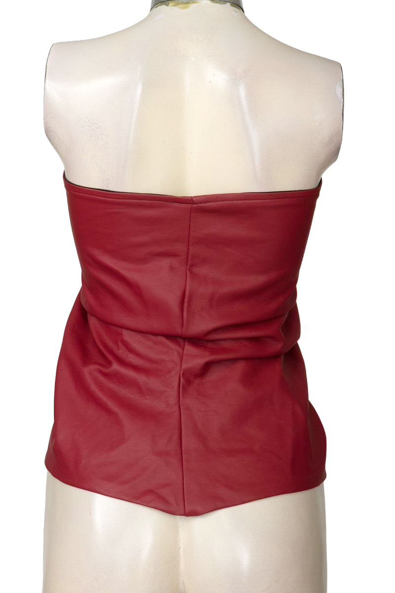 Top / Camiseta color Vinotinto - Closeando