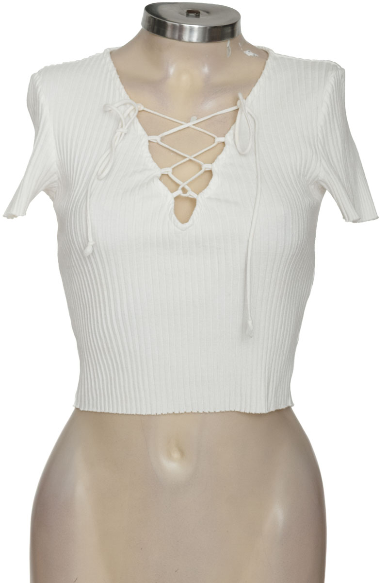 Top / Camiseta color Blanco - Zara