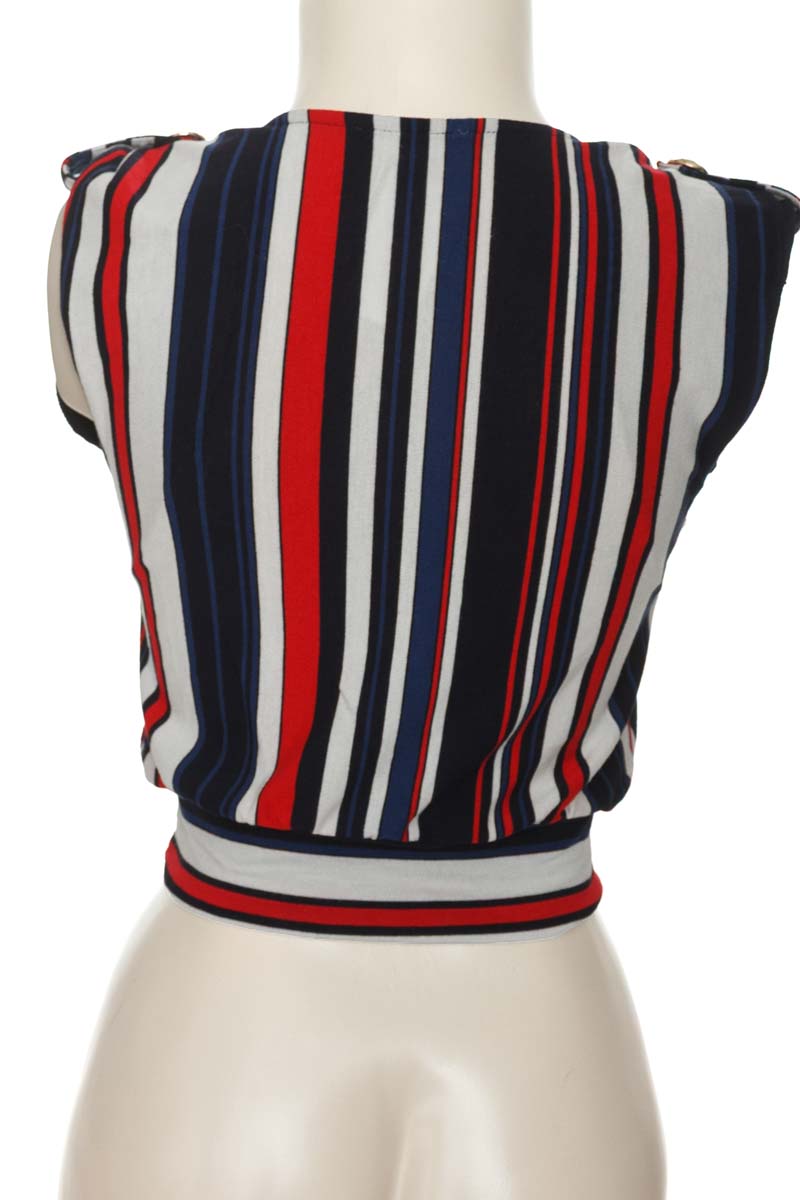 Top / Camiseta color Azul - Studio F