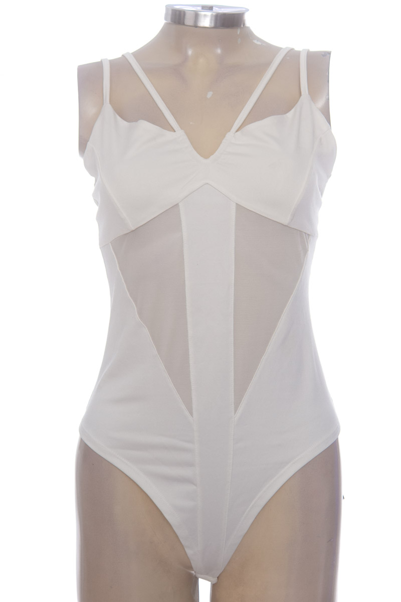 Top / Camiseta color Blanco - NAVISSI