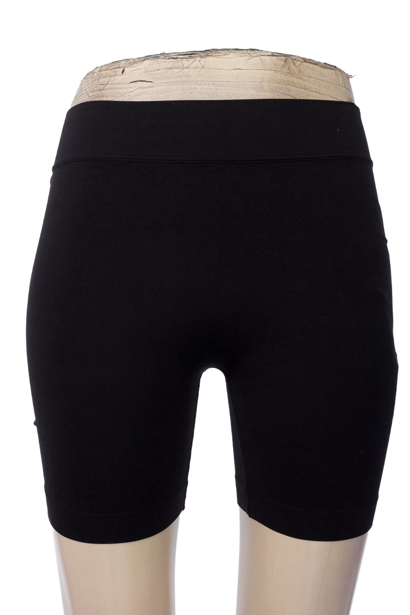 Ropa Deportiva / Salida de Baño color Negro - cachet