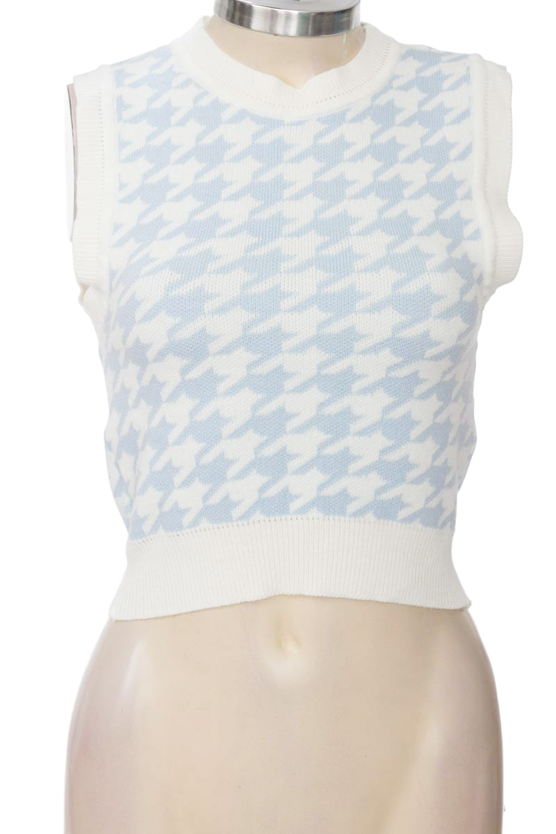 Sweater color Azul - Closeando