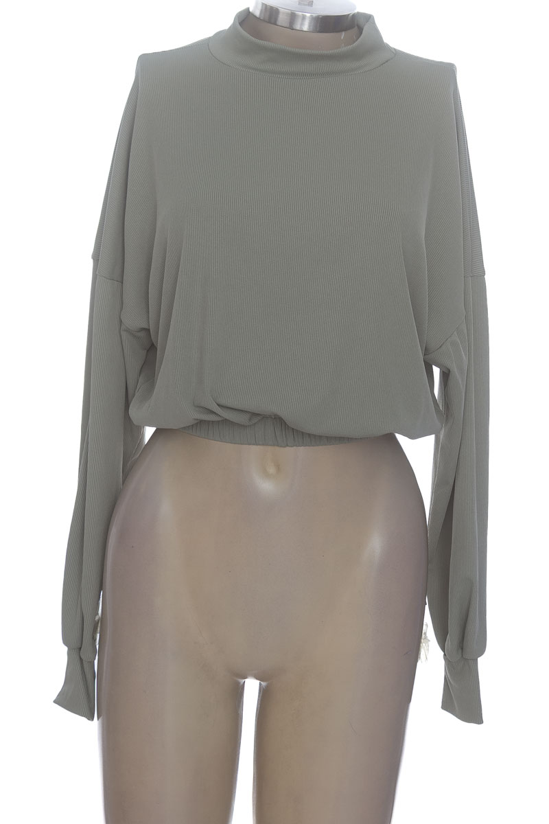 Sweater color Verde - Closeando