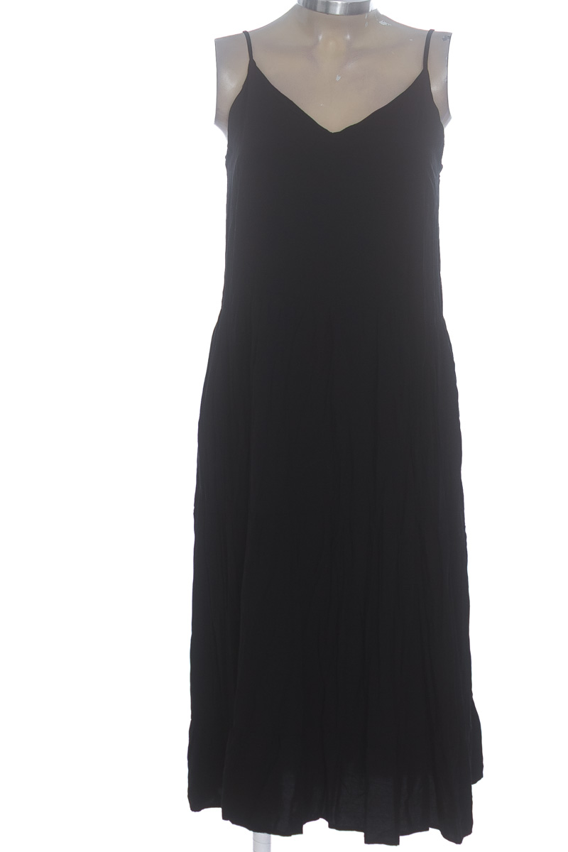 Vestido / Enterizo color Negro - Arkitect