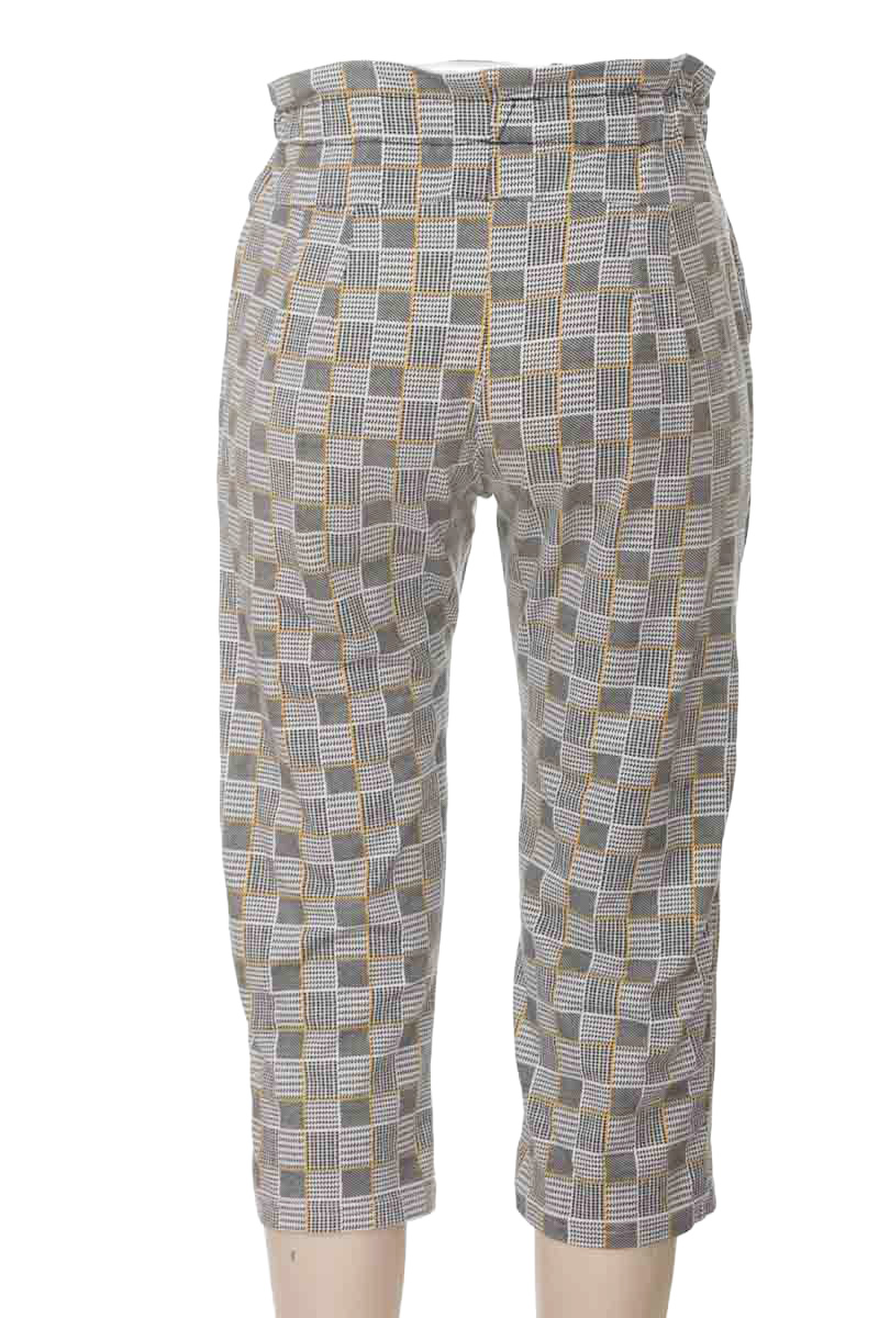 Pantalones color Gris - Closeando