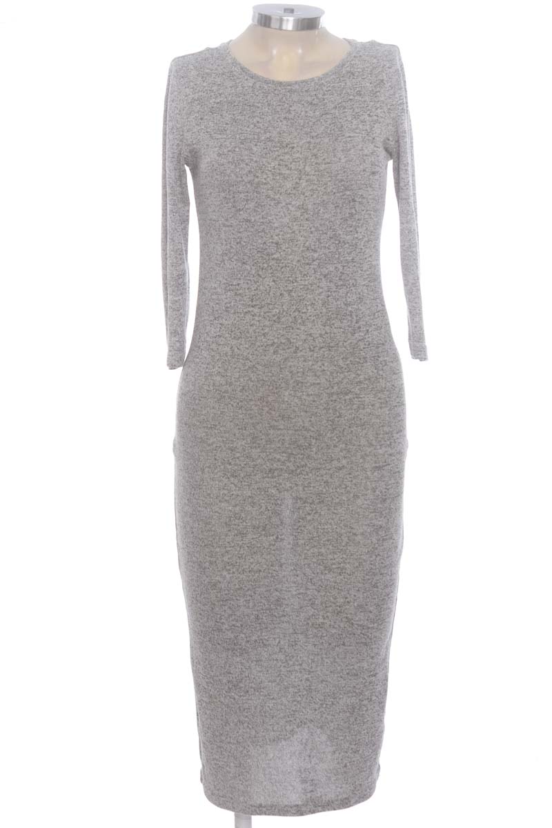 Vestido / Enterizo color Gris - Stradivarius