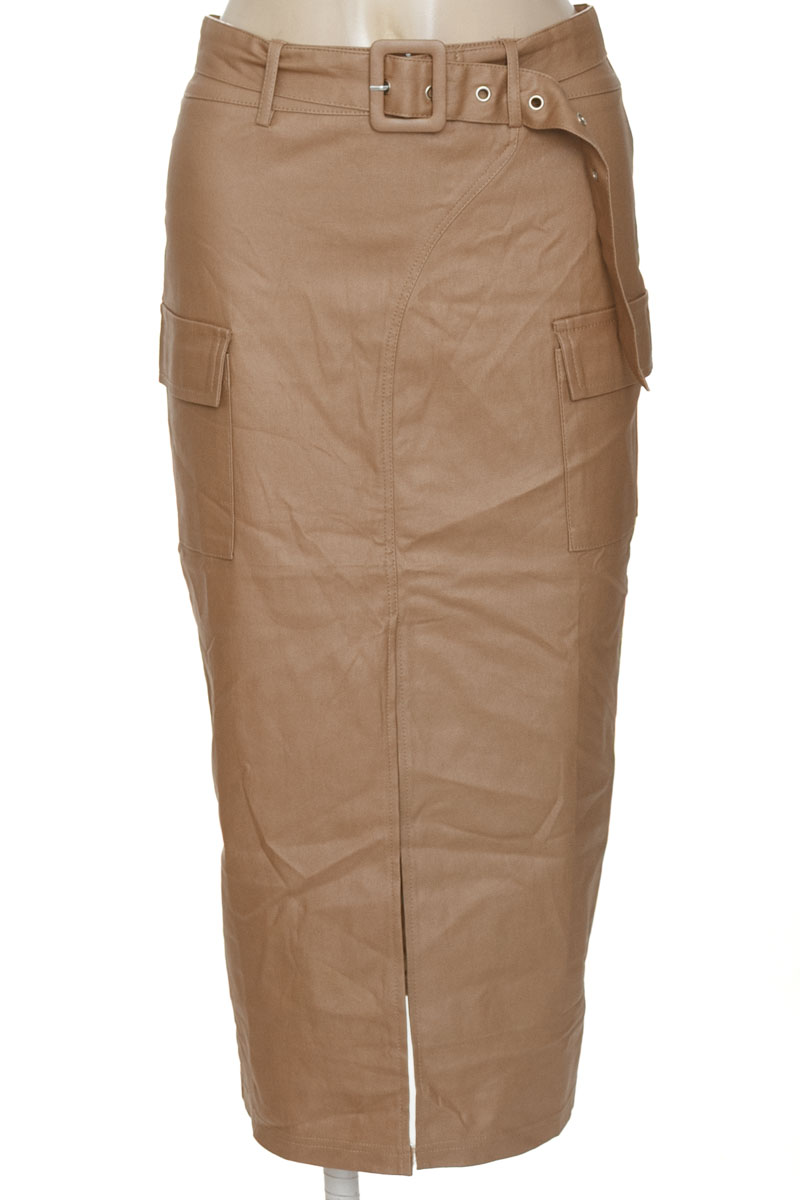 Falda color Beige - Closeando