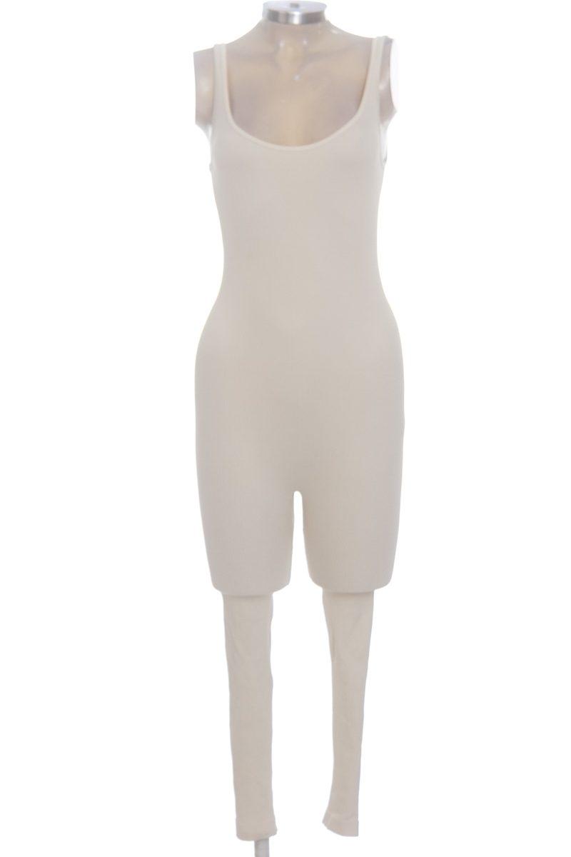 Ropa Deportiva / Salida de Baño color Beige - Closeando