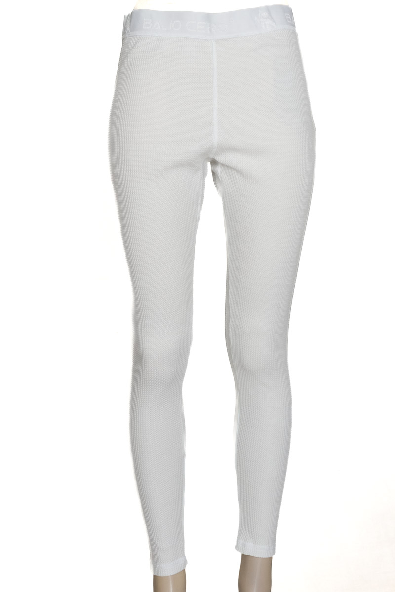 Ropa Deportiva / Salida de Baño color Blanco - Bajo Cero