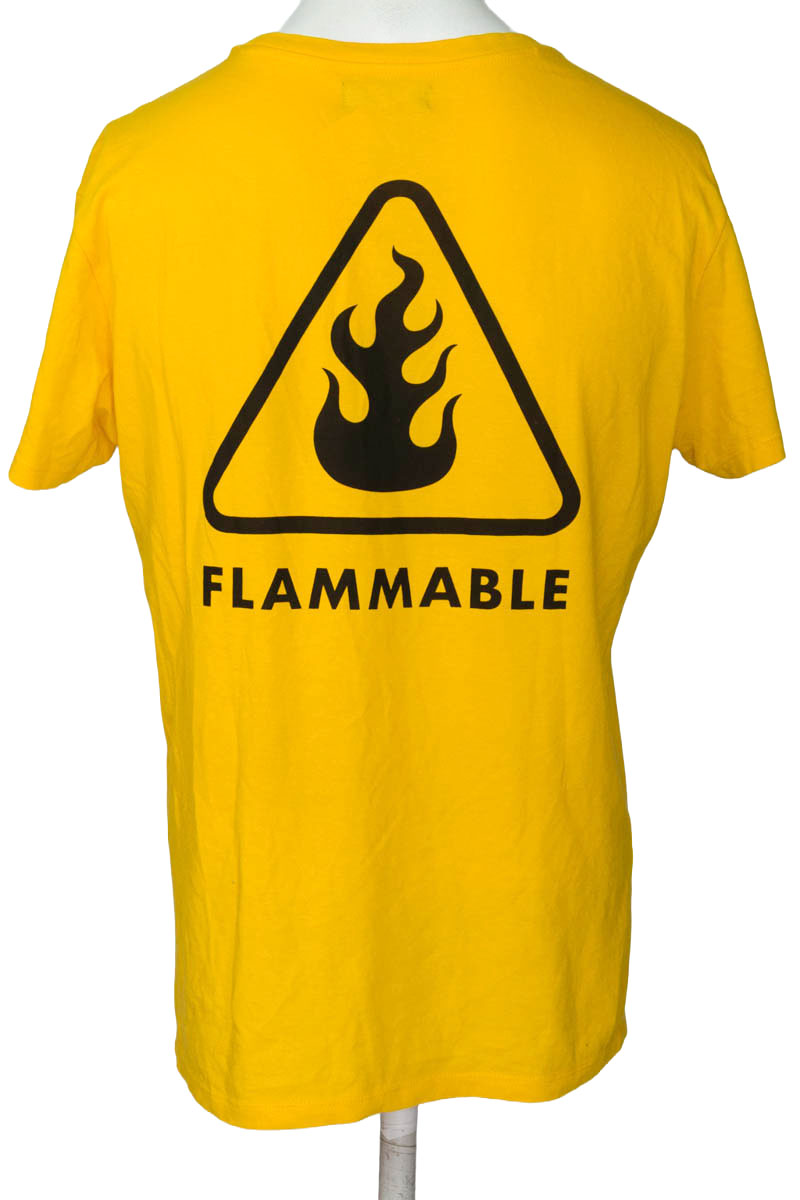 Camiseta color Mostaza - Bershka