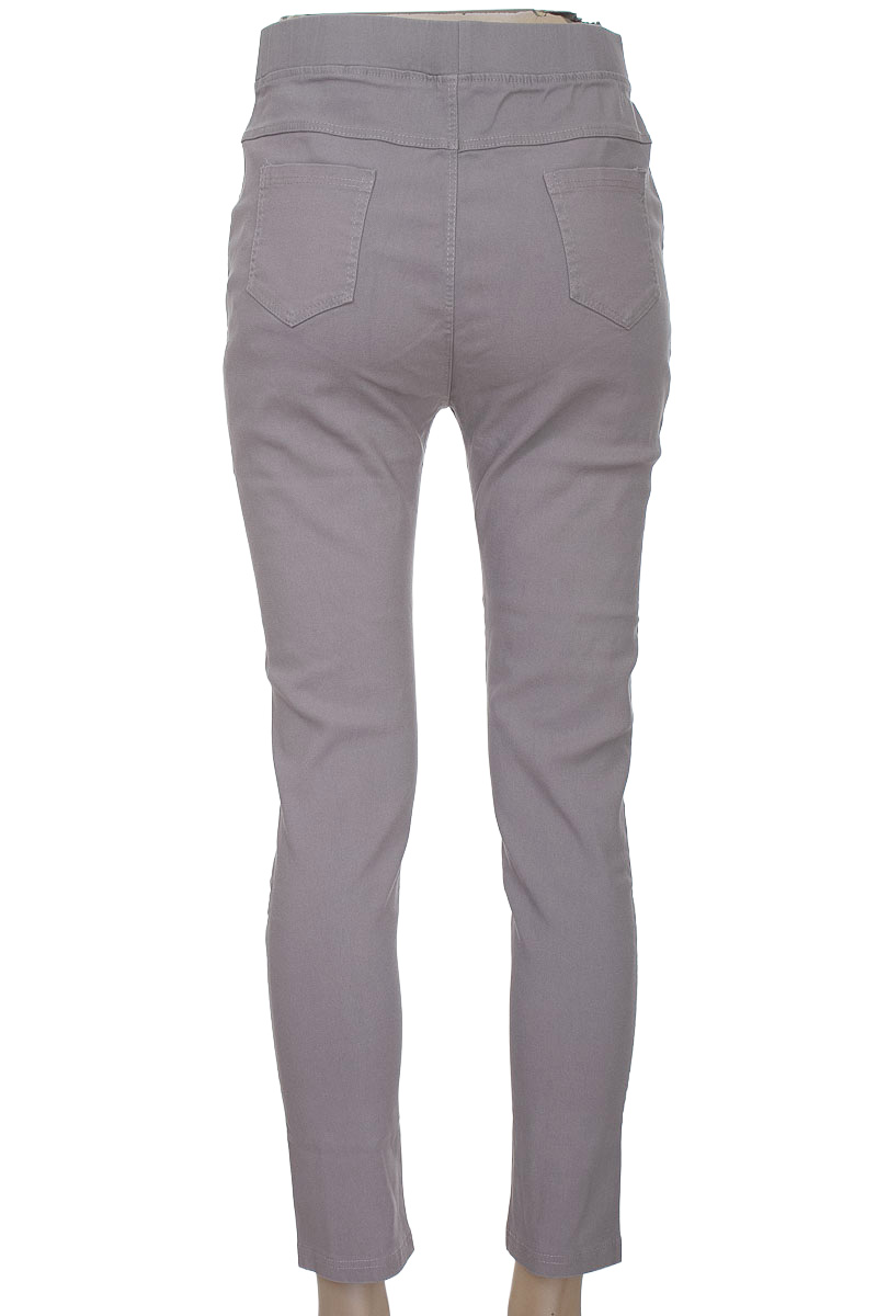 Pantalones color Gris - Closeando