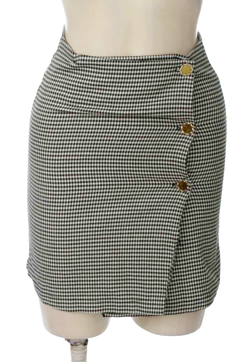 Falda color Negro - Closeando