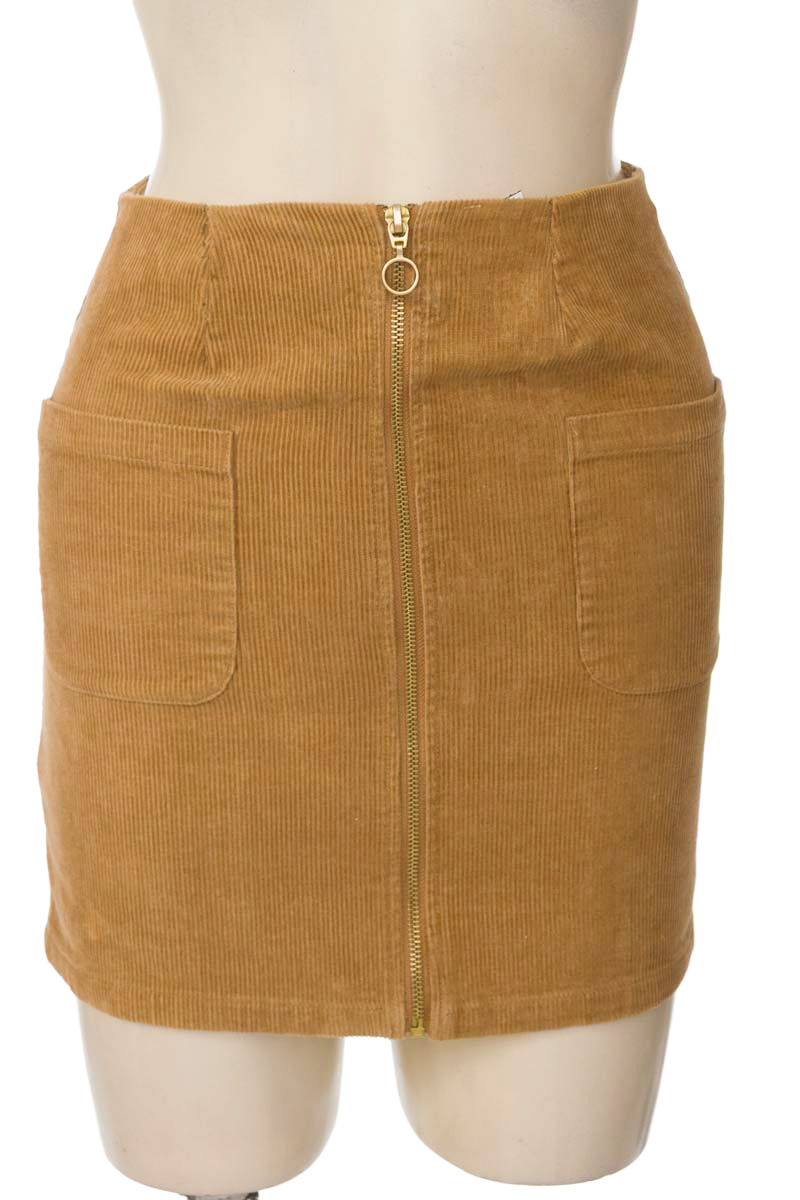 Falda color Café - Closeando