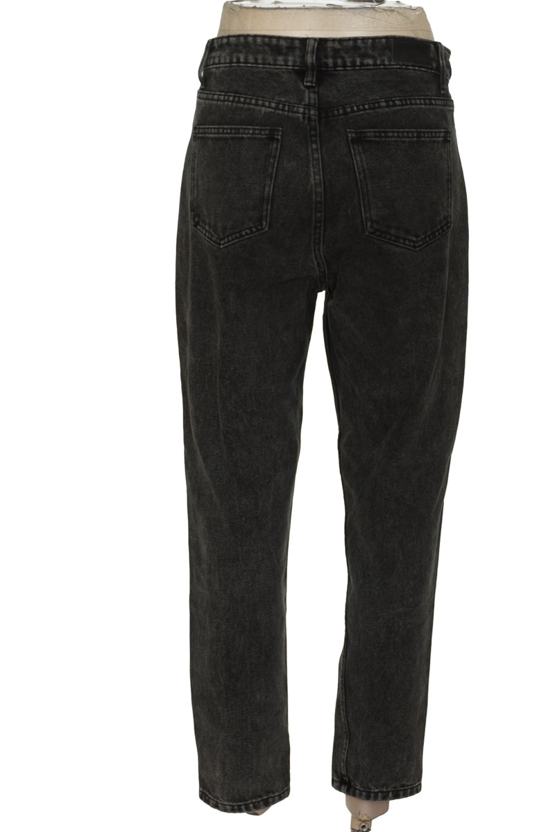 Pantalones color Negro - Basement