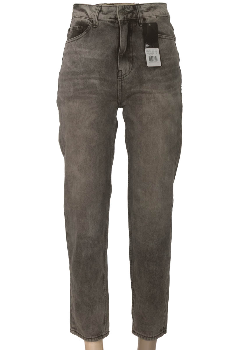 Pantalones color Gris - Koaj
