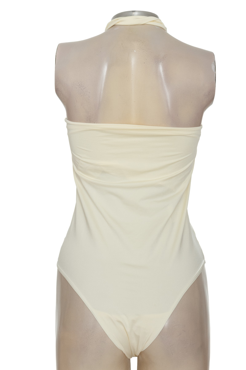 Top / Camiseta color Amarillo - Pauly