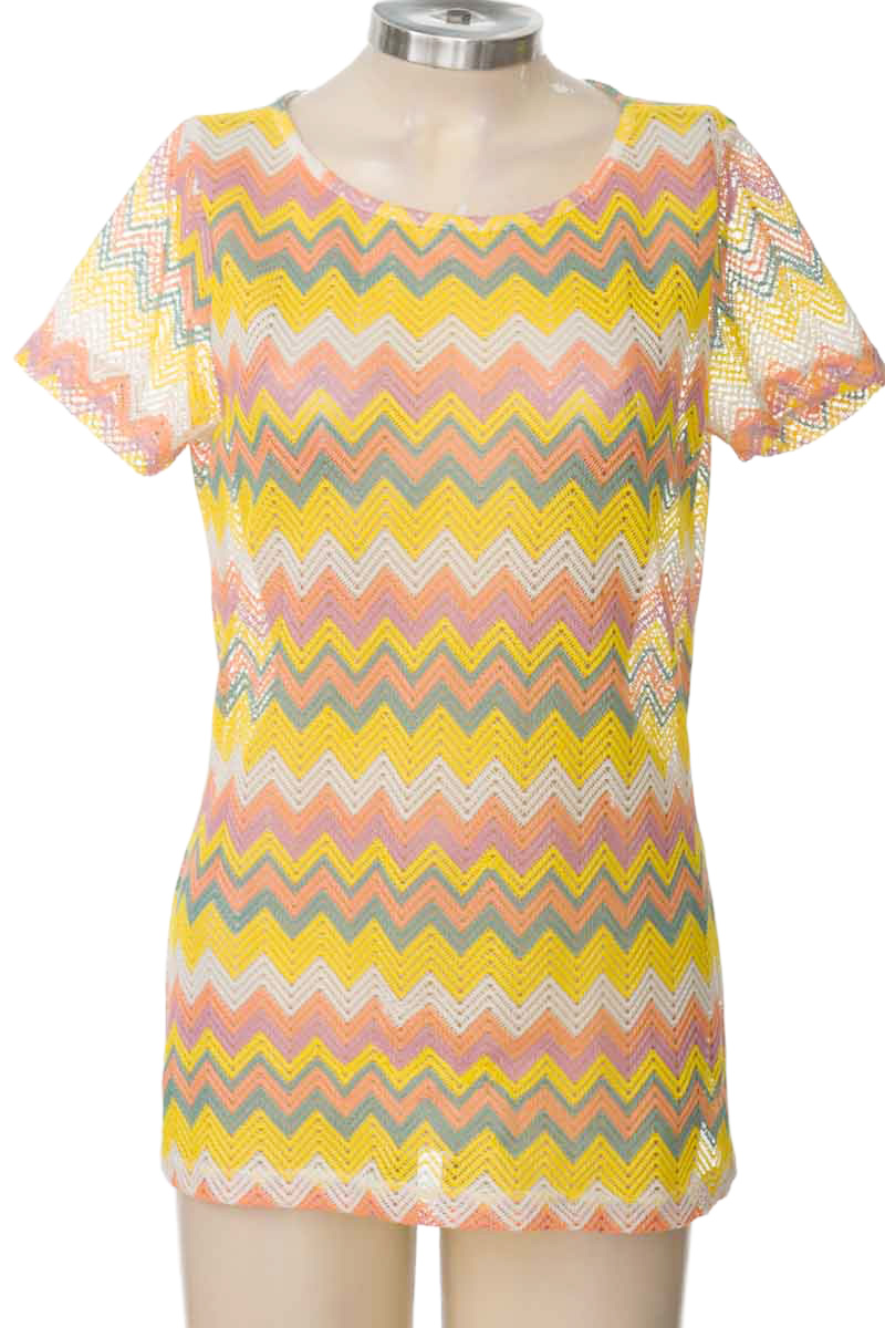 Top / Camiseta color Amarillo - PATPRIMO
